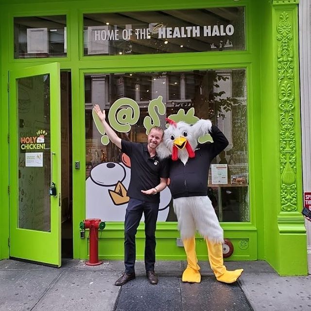 NYC!  Today&rsquo;s the penultimate day for you to stuff your gullet with the greatest, tastiest, most transparentest grilled crispy chicken sandwich ever created!  Your stomach will thank you, your doctor will hate you.  See you soon! Bock!  Bock!  #fightforfarmers #allnatural #freerange #farmtotable #flatiron #FatSat #cheatday #yum